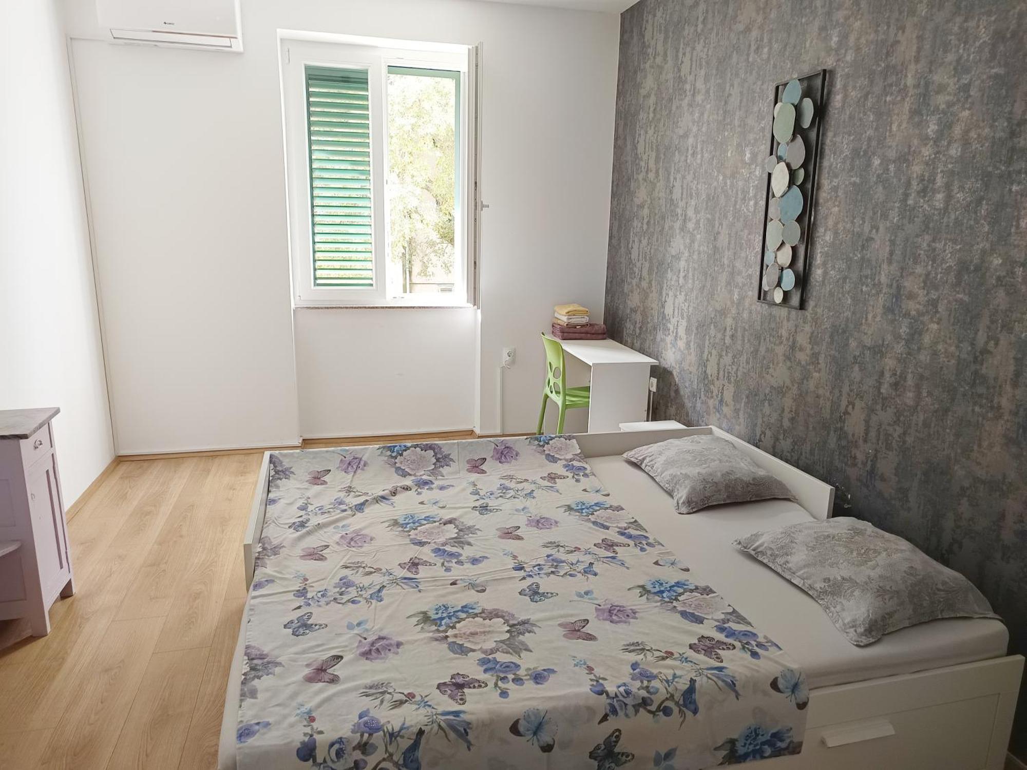 Bright And Colourful Apartment Luce -Sandy Beach 斯普利特 外观 照片